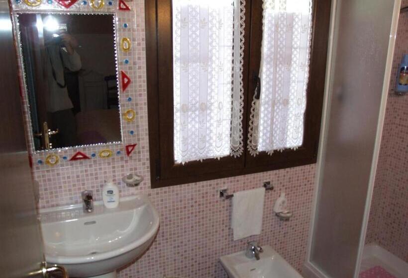 Четырехместный Номер Deluxe, B&b Simona