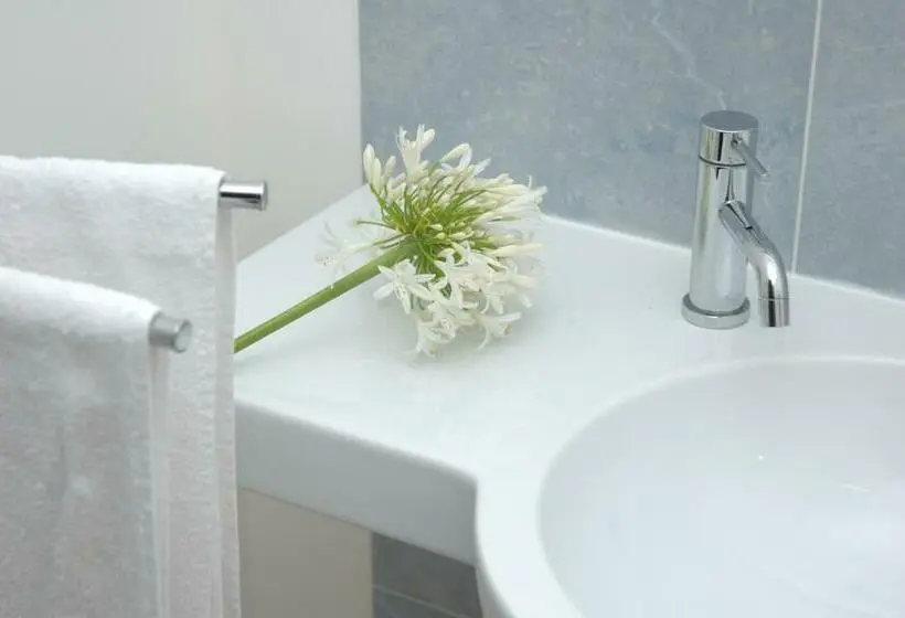 オーシャンビュースタンダードルーム, B&b Torrefano