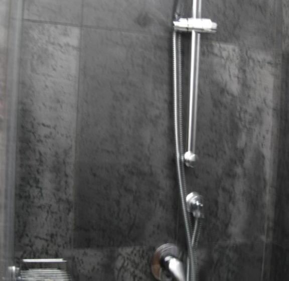 이코노이 4인룸, B&b Torrefano