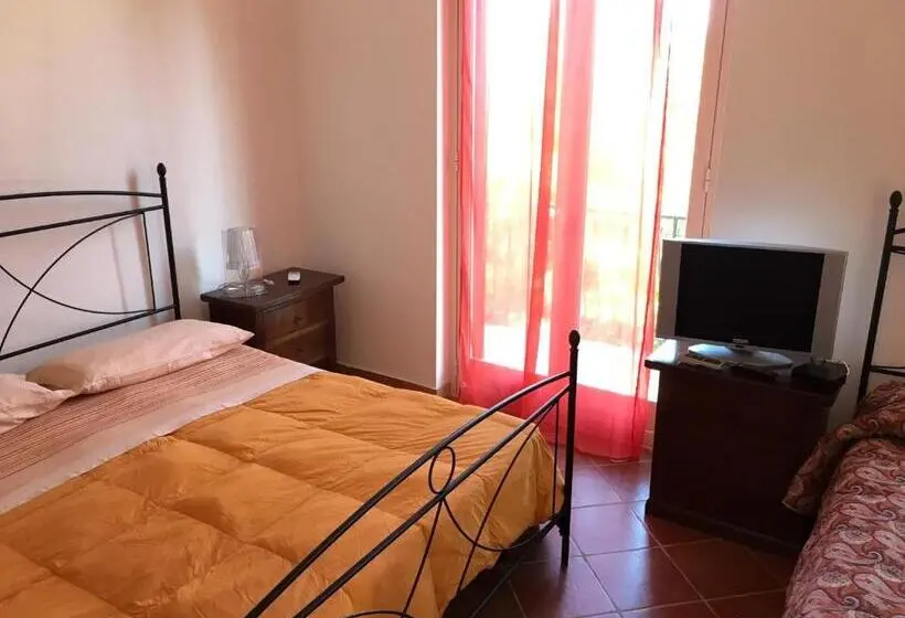Standard Neljän Hengen Huone, B&b Villa Zia Febronia