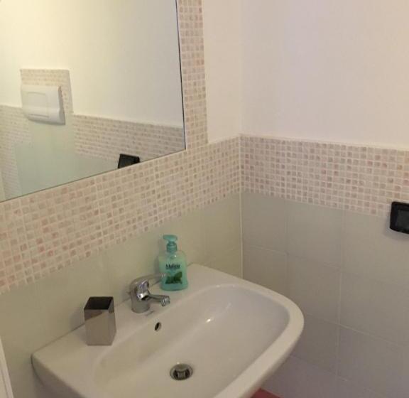 اتاق لوکس, B&b Villa Zia Febronia