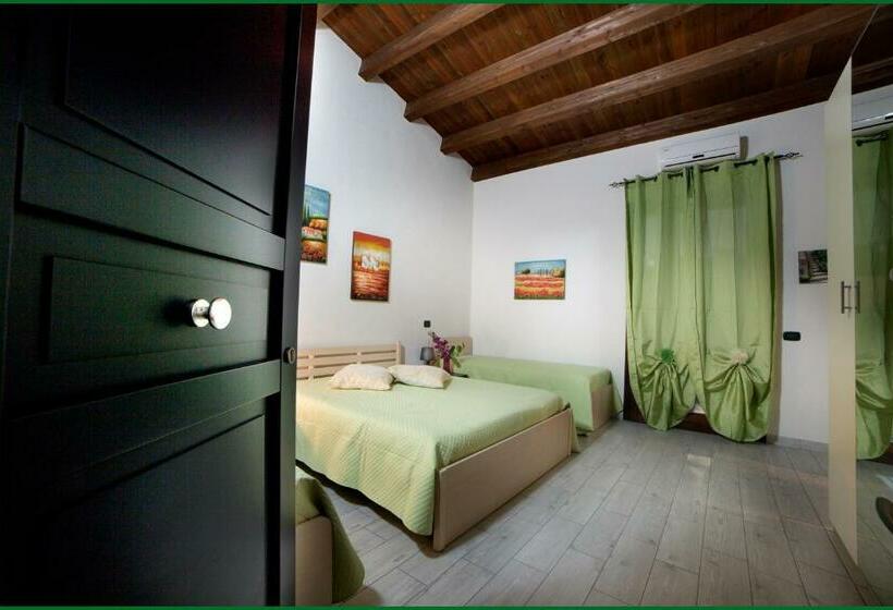 4인용 스탠다드 룸, Ai Parchi Dei Parrini