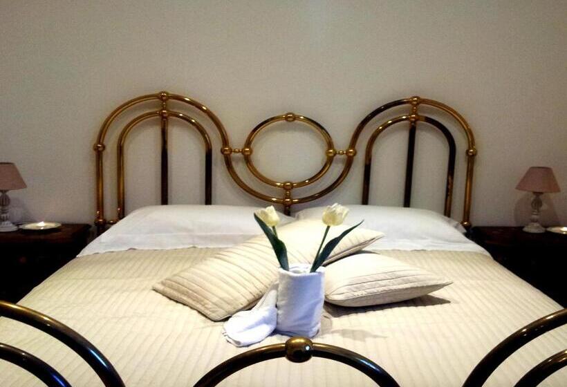 غرفة قياسية, Alfieri Cottage