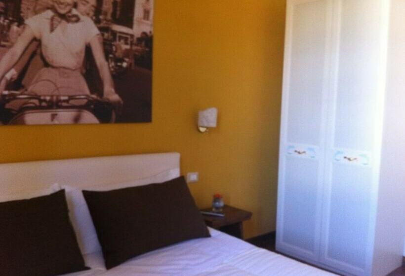 اتاق استاندارد, Audrey & Me