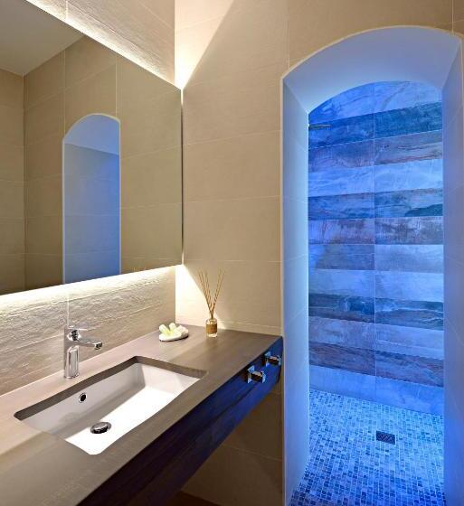 اتاق لوکس با چشمانداز دریا, Dimora Del Dragone