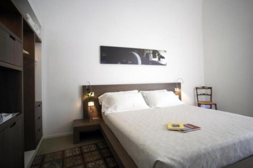 اتاق لوکس با چشمانداز دریا, Dimora Del Dragone