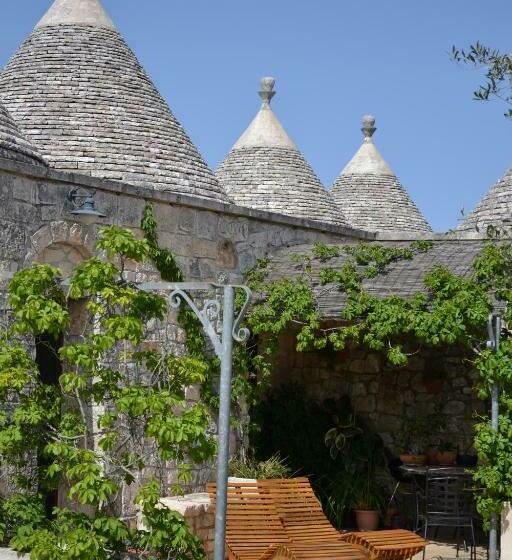 شقة غرفة واحدة, Masseria Montanaro