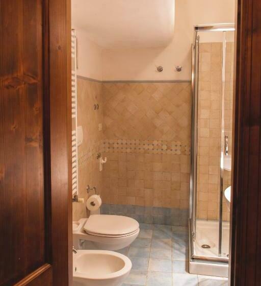 شقة غرفة واحدة, Masseria Montanaro