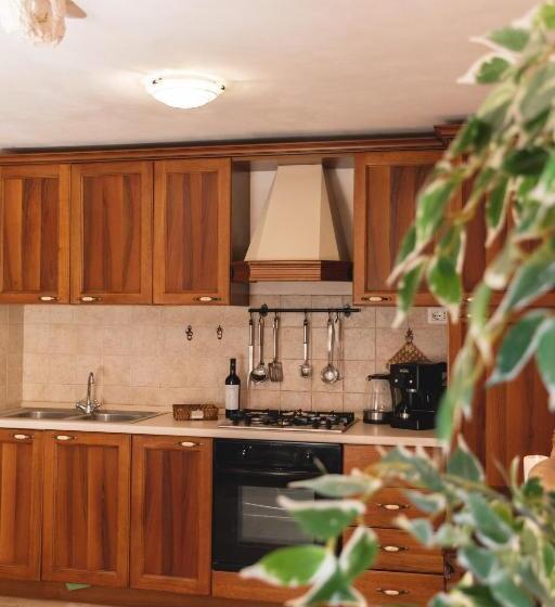 شقة 3 غرف, Masseria Montanaro