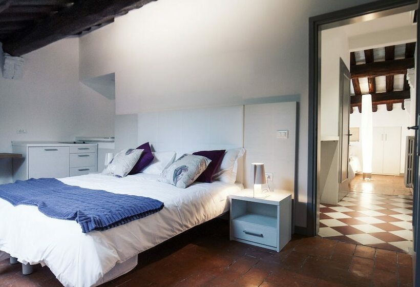 Quarto Quádruplo Standard, Scrovegni Room & Breakfast