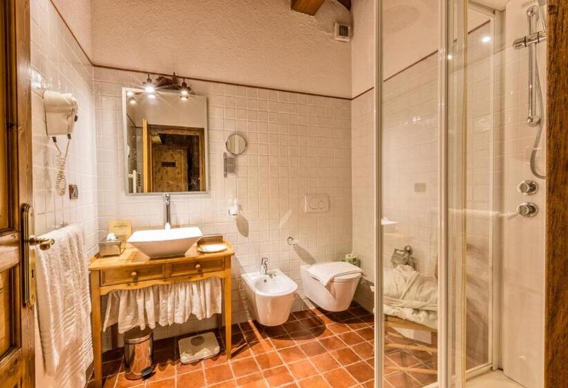 جناح جونيور, Chalet Bragard