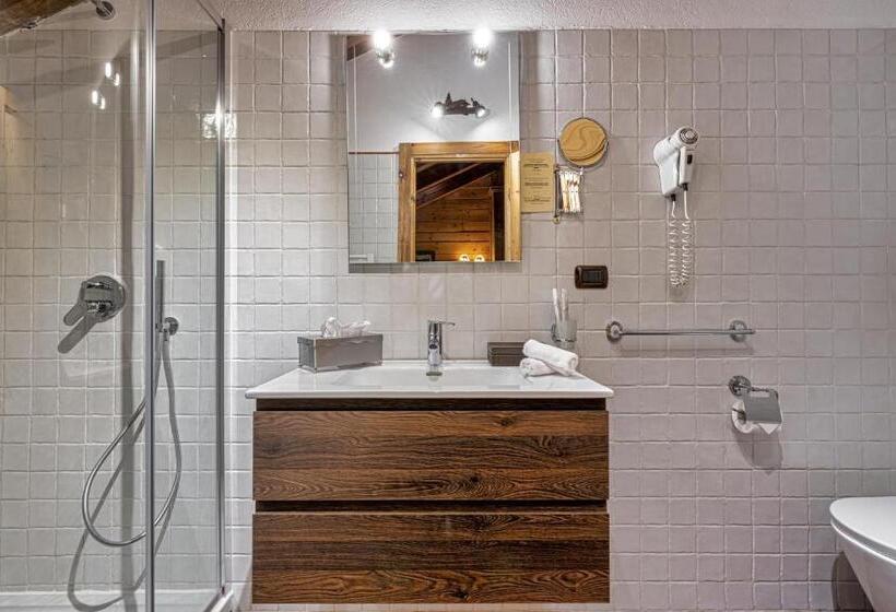 غرفة قياسية, Chalet Bragard