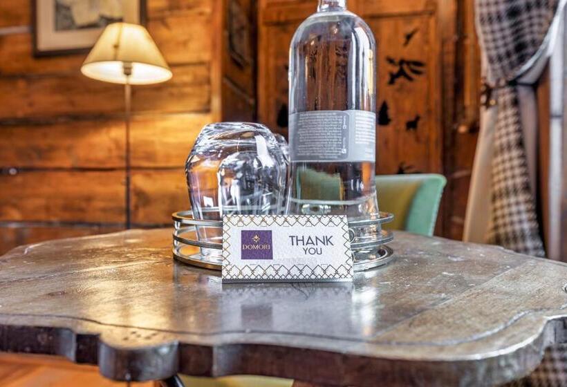 غرفة عائلية, Chalet Bragard