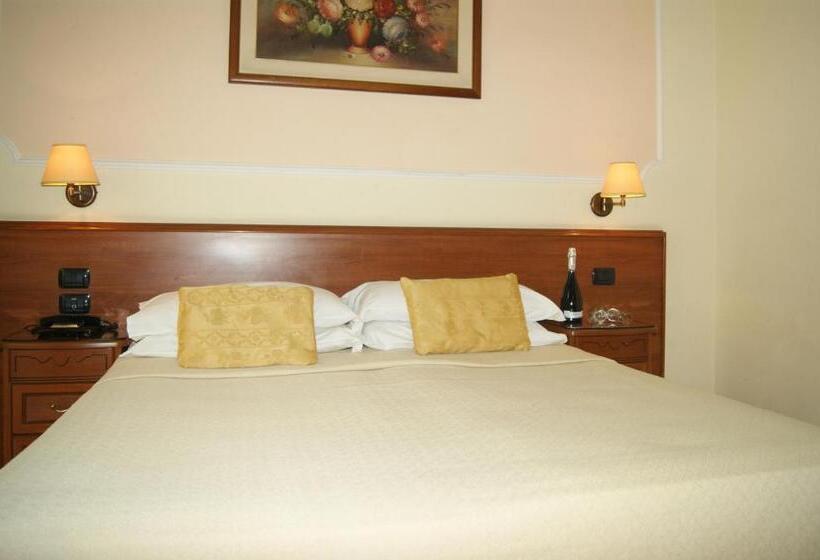 Номер Стандарт, Elio