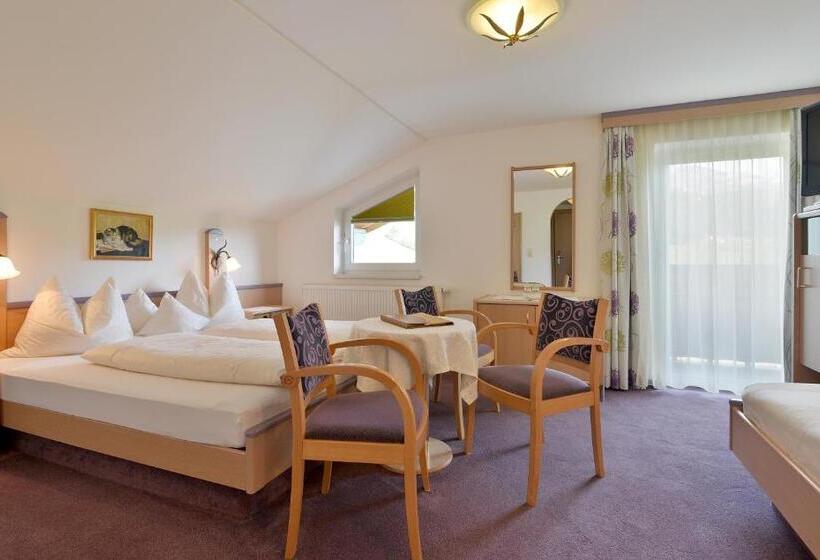 スタンダードトリプルルーム, Gasthof Ellmauer Hof