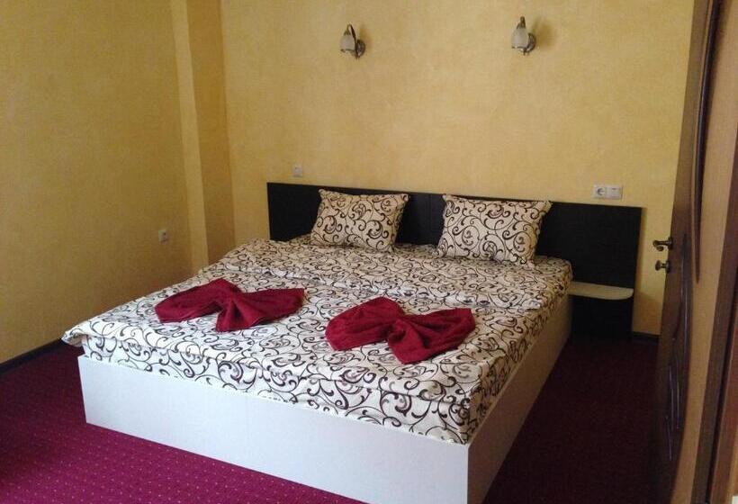 Номер Superior, Power House