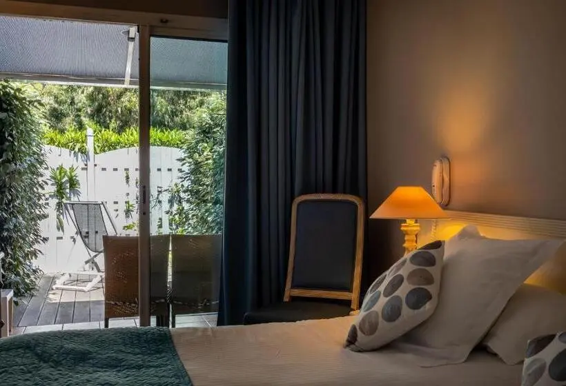 Habitació Estàndard Vista Jardí, Roc