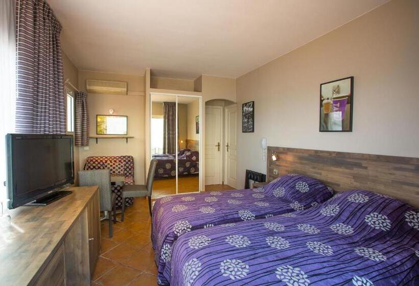 Triple Room Sea View, Roc