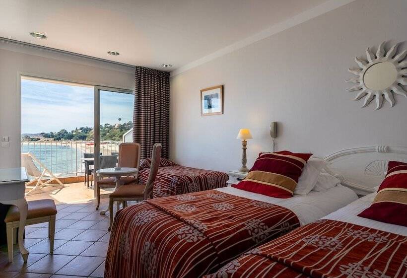 スーペリアトリプルルーム, Roc