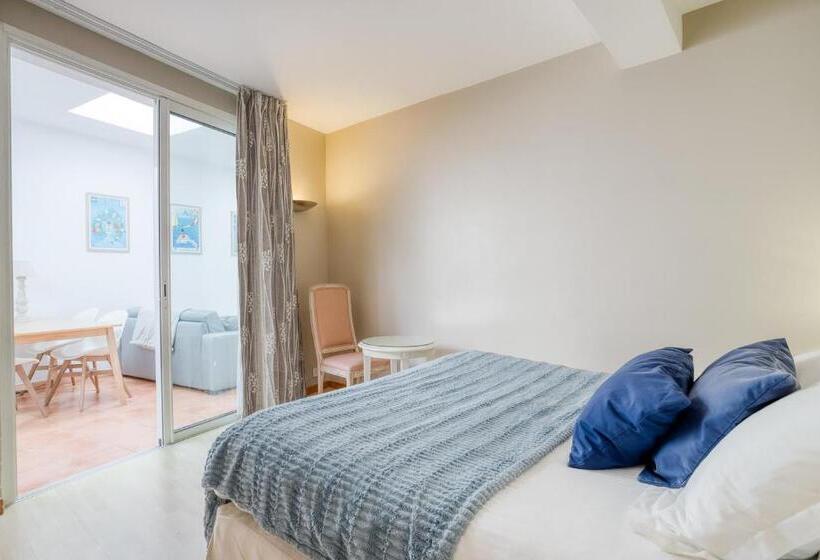 1階の1ベッドルームアパートメント, Roc