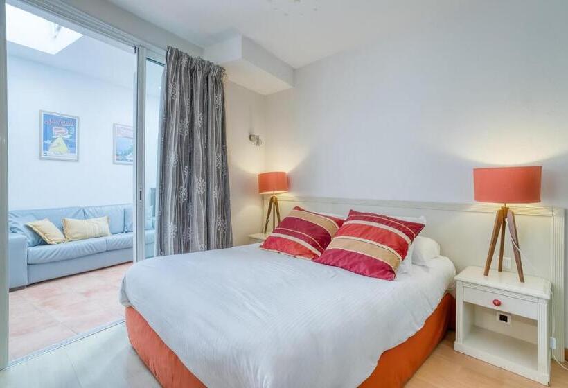 1階の1ベッドルームアパートメント, Roc