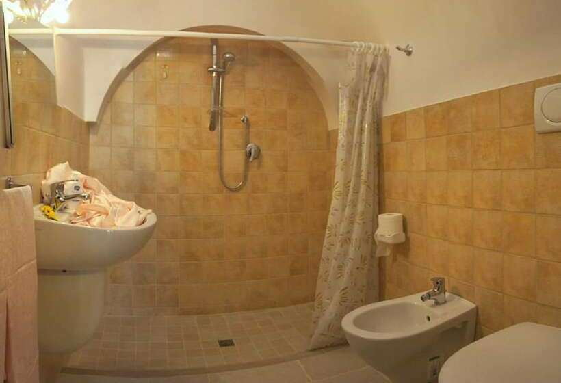 标准间, Coppola Di Seta