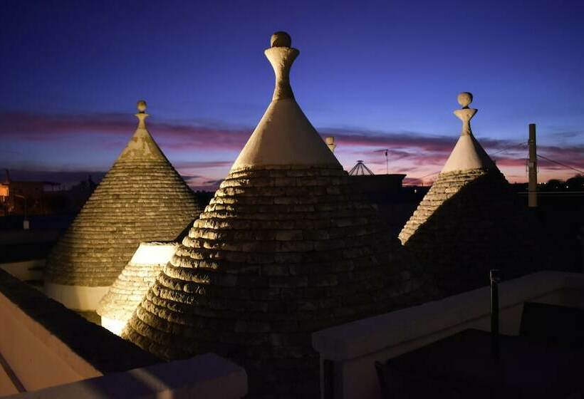 带泳池观景的豪华房, Coppola Di Seta