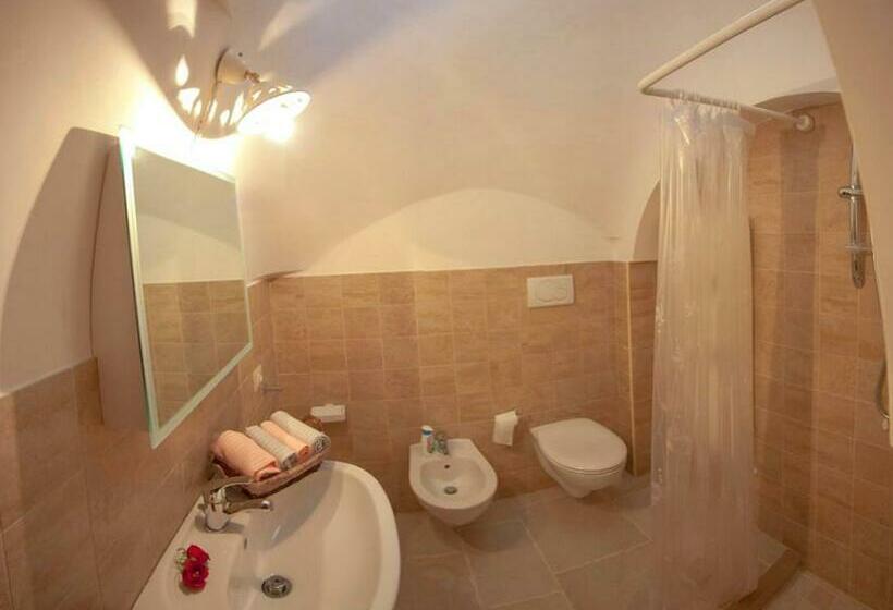 标准间, Coppola Di Seta