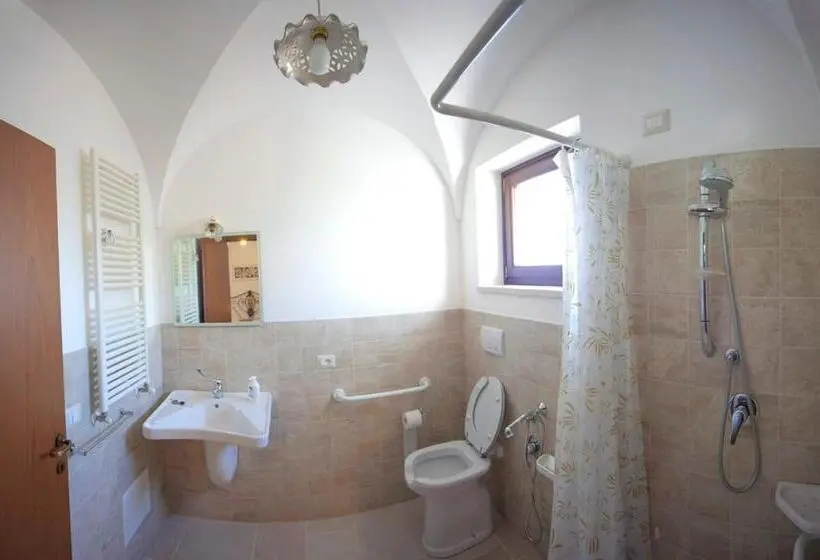 اتاق اکونومی, Coppola Di Seta