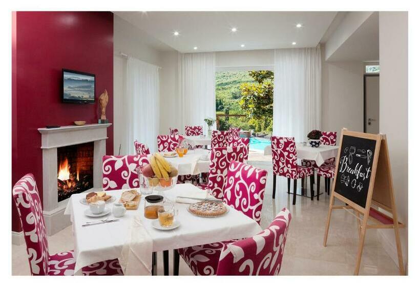 חדר סטנדרט, Fontana Vecchia