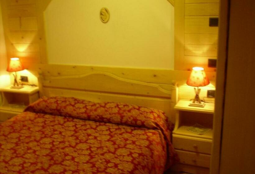 スタンダードルーム, Maso Pin