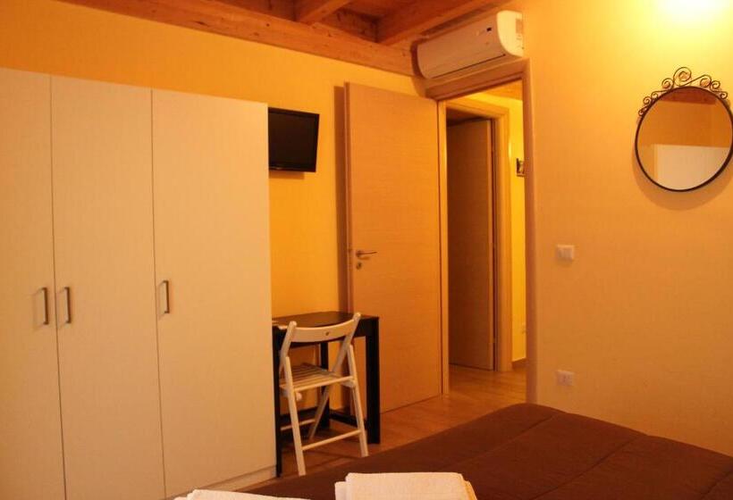 اتاق استاندارد چهار تخته با چشمانداز دریا, Terrazza Sul Rabato