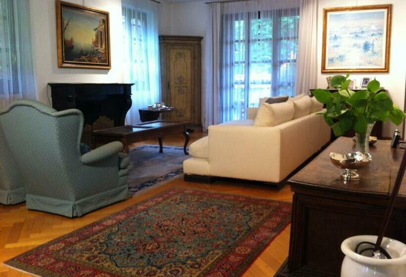 标准间, Villa Camilla