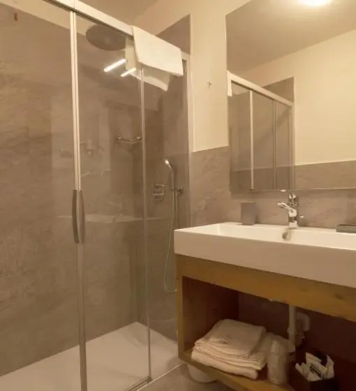 スタンダードシングルルーム, Albergo Antelao