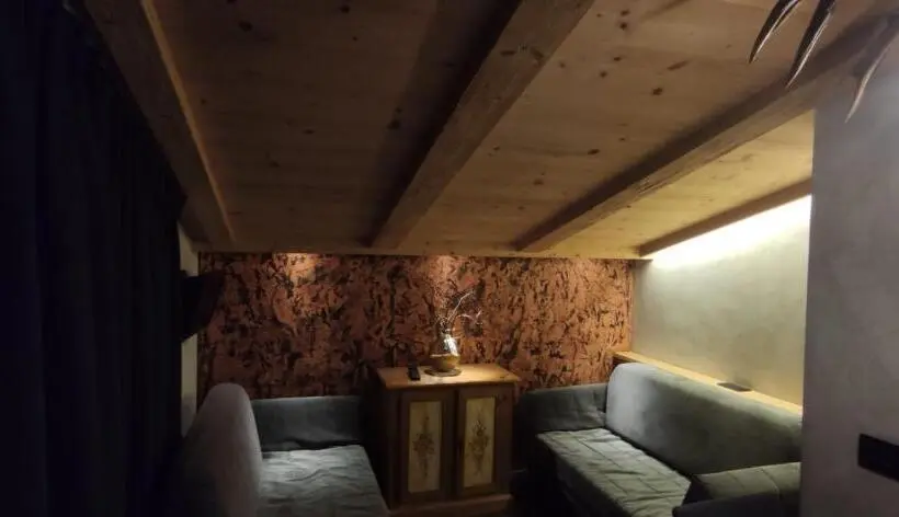 Suite with lake view, Albergo Chalet Lago Antorno