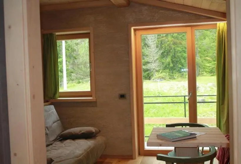 山の見えるジュニアスイート, Albergo Chalet Lago Antorno