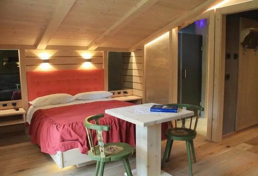 山の見えるジュニアスイート, Albergo Chalet Lago Antorno