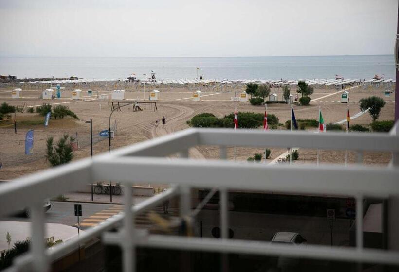 オーシャンビュースタンダードルーム, Benvenuto