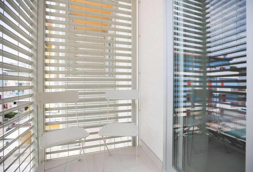 バルコニー付きスタンダードトリプルルーム, Benvenuto