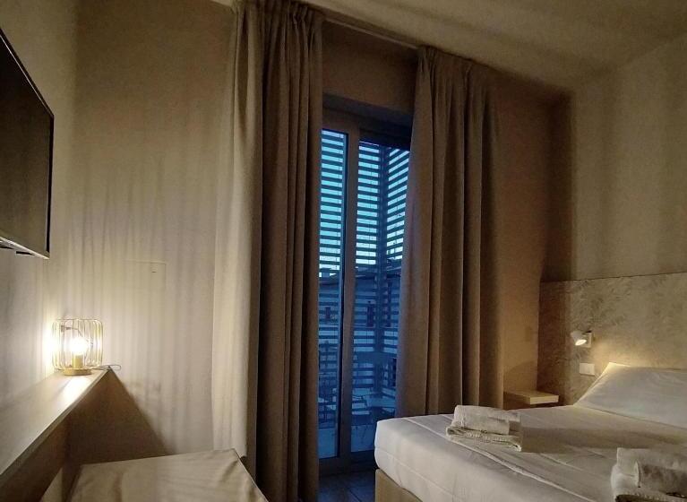 バルコニー付きスタンダードトリプルルーム, Benvenuto