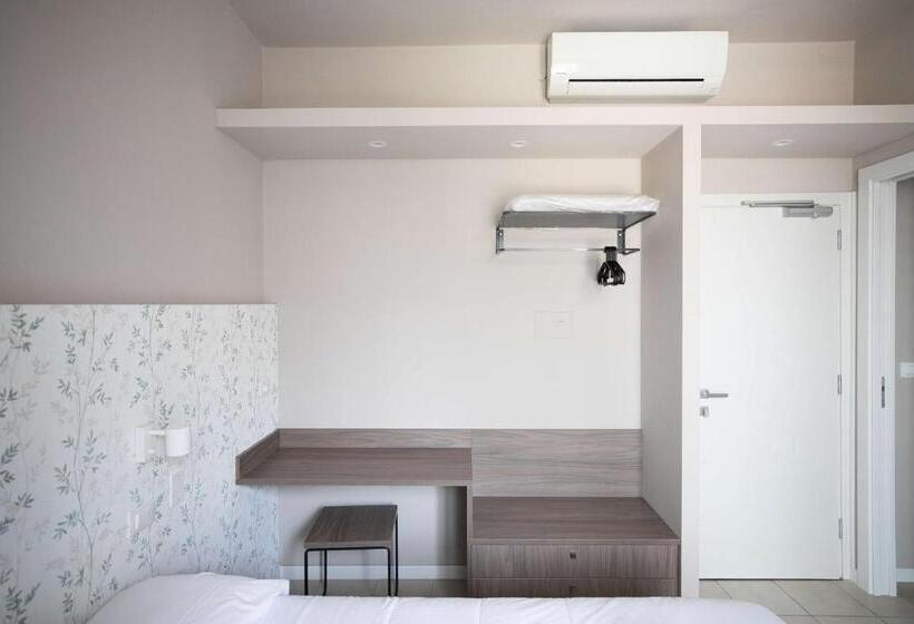 1ベッドルームアパートメントをつなぐ, Benvenuto