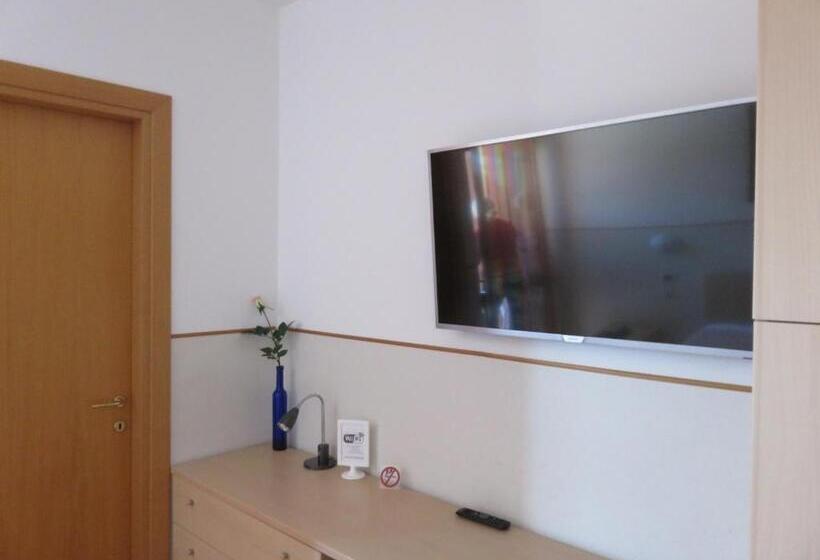 标准间带阳台, Da Si Si