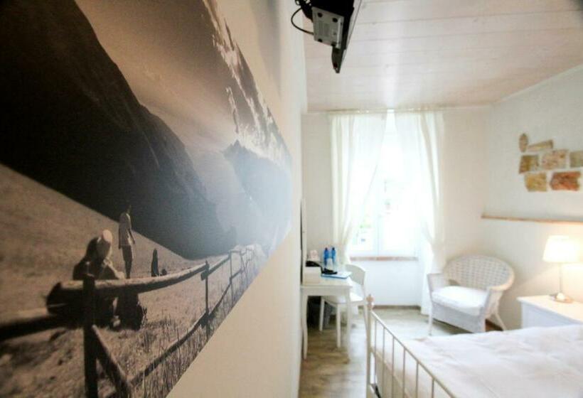 标准间带湖景, Garni Gianmartin