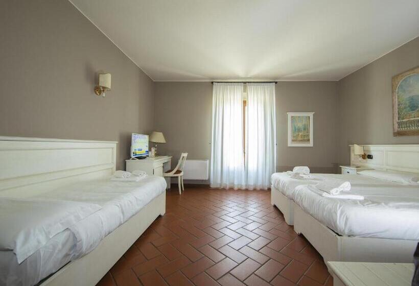 חדר סטנדרט לשלושה, Il Gelso