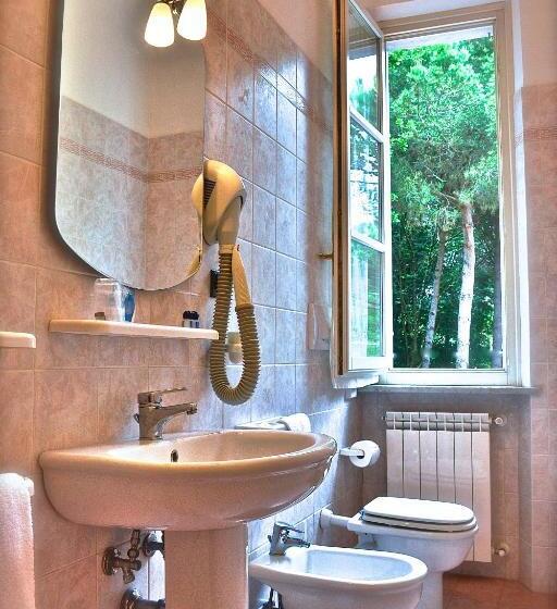 이코노미 룸, Villa Fiorisella