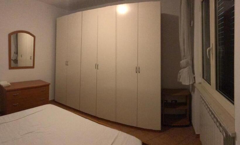 Апартаменты 2 Спальни, Ristorante Hotel Lucia 100 Mt Dal Mare