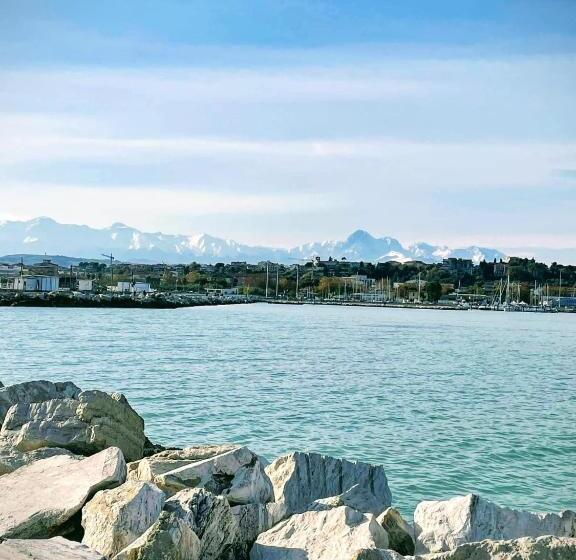 Апартаменты 2 Спальни, Ristorante Hotel Lucia 100 Mt Dal Mare