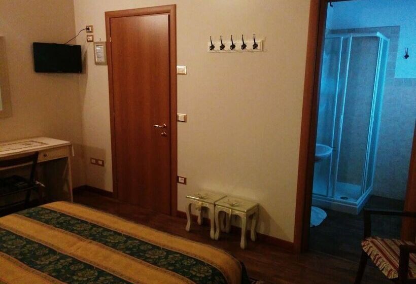 スタンダードルーム, B&b Al Lauro