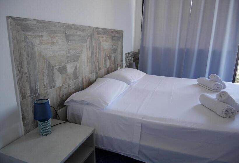 اتاق استاندارد با بالکن, Al Vecchio Pontile Bed And Breakfast