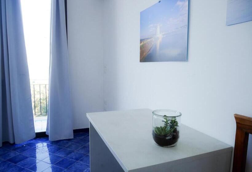 스탠다드 발코니 룸, Al Vecchio Pontile Bed And Breakfast